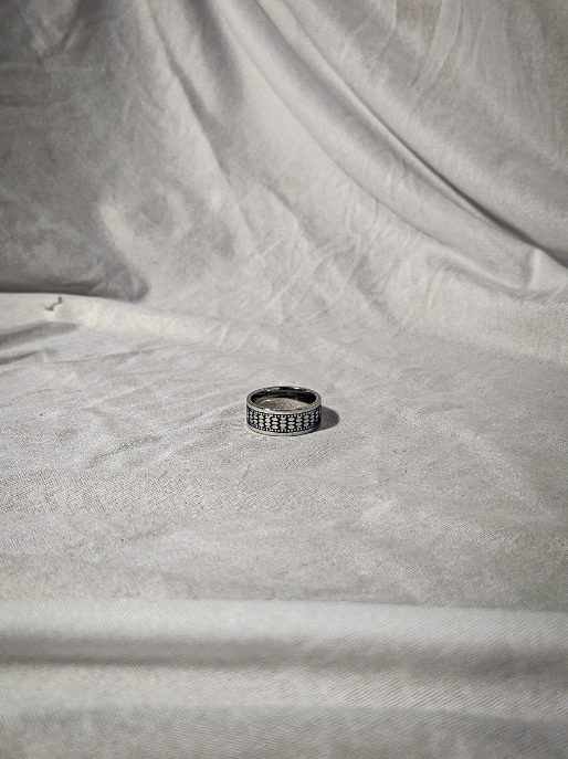 Ring (Back)